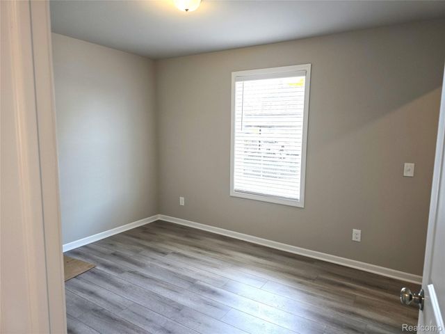 18754 14 MILE Road 2, Roseville, MI 48066