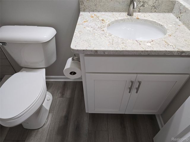 18754 14 MILE Road 2, Roseville, MI 48066