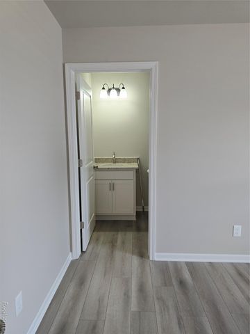 18754 14 MILE Road 2, Roseville, MI 48066