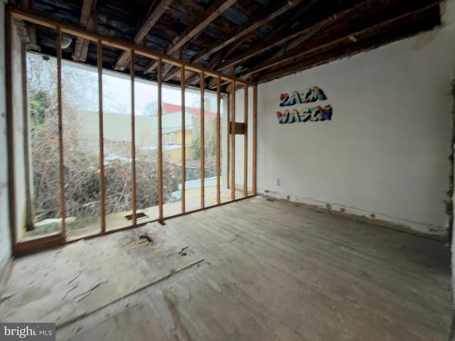 99 E SEYMOUR ST, Philadelphia, PA 19144