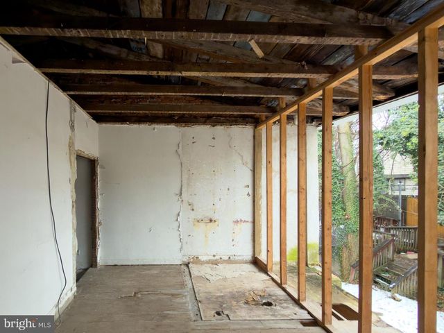 99 E SEYMOUR ST, Philadelphia, PA 19144