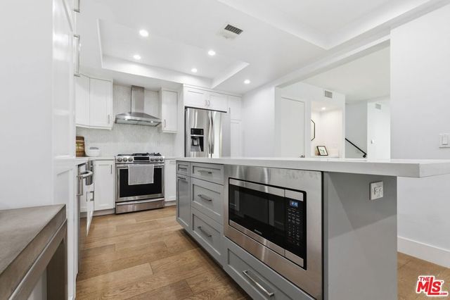 910 19th Street 101, Santa Monica, CA 90403