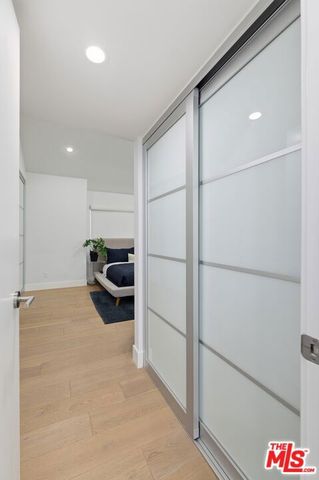 910 19th Street 101, Santa Monica, CA 90403