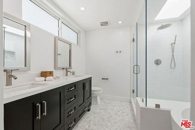 910 19th Street 101, Santa Monica, CA 90403