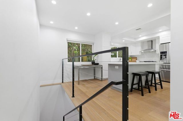 910 19th Street 101, Santa Monica, CA 90403