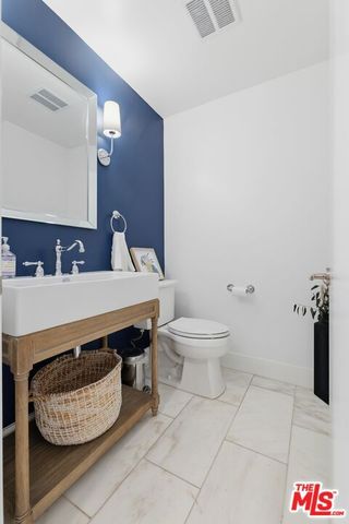 910 19th Street 101, Santa Monica, CA 90403