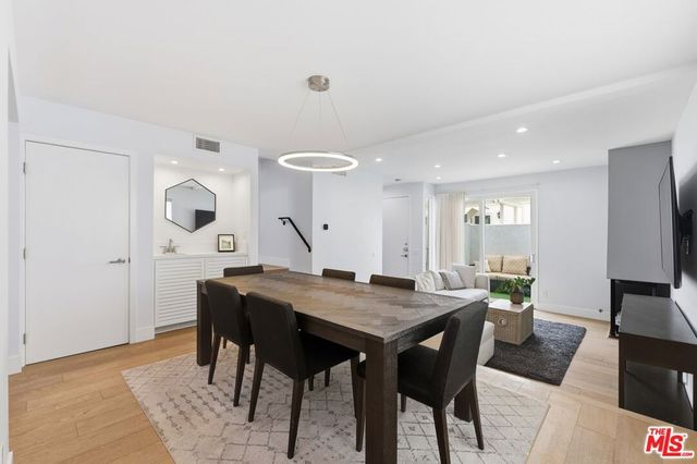 910 19th Street 101, Santa Monica, CA 90403