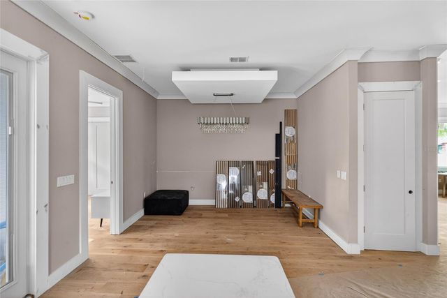 2935 HELEN AVENUE, Orlando, FL 32804