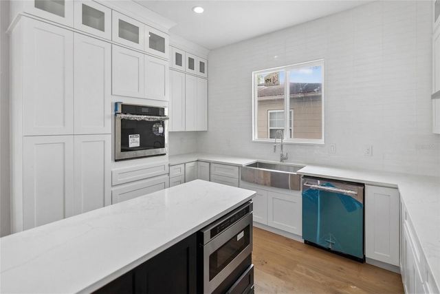 2935 HELEN AVENUE, Orlando, FL 32804