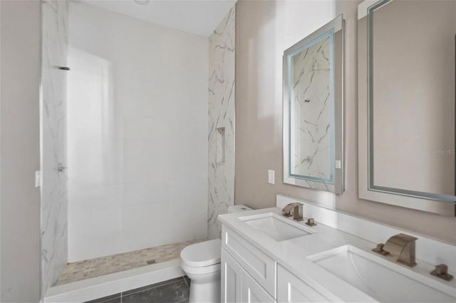 2935 HELEN AVENUE, Orlando, FL 32804