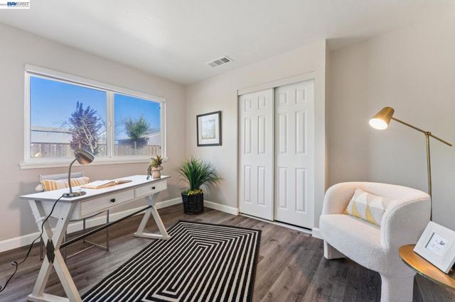 417 Maitland Dr, Alameda, CA 94502