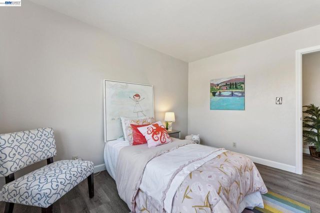 417 Maitland Dr, Alameda, CA 94502