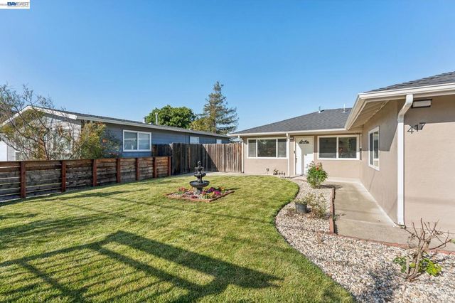417 Maitland Dr, Alameda, CA 94502