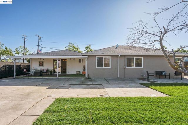 417 Maitland Dr, Alameda, CA 94502