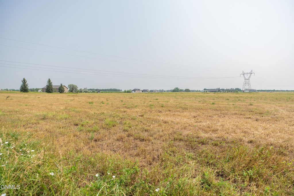 705 Apple Ridge Road, Menoken, ND 58558 photo 2