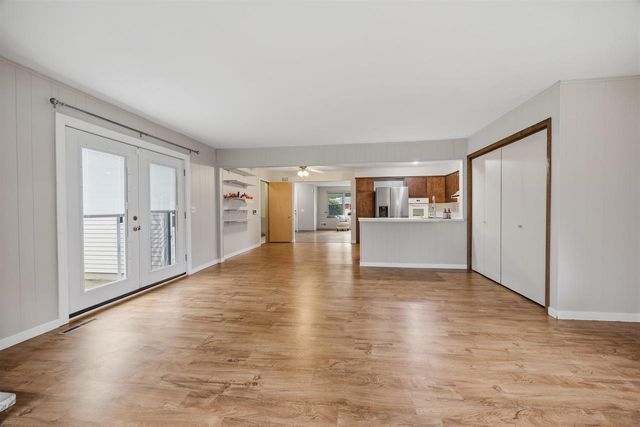 1010 N Lexington Drive, Janesville, WI 53545