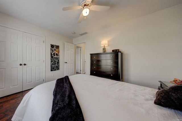 4155 Country Ridge Drive, Newburgh, IN 47630