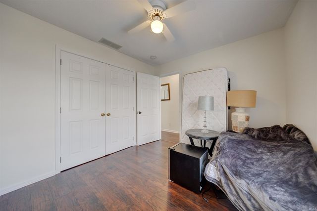 4155 Country Ridge Drive, Newburgh, IN 47630