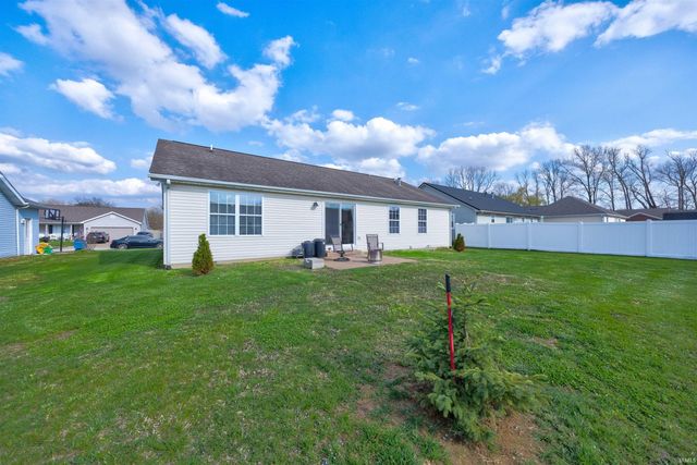 4155 Country Ridge Drive, Newburgh, IN 47630