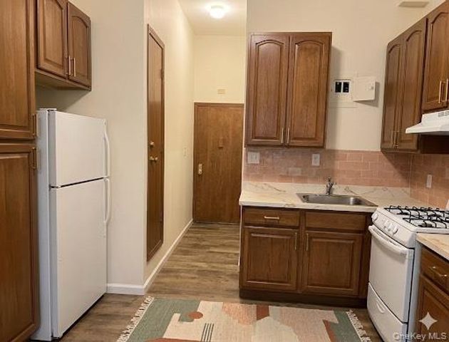 20509 jamaica Avenue, Queens Village North, NY 11412