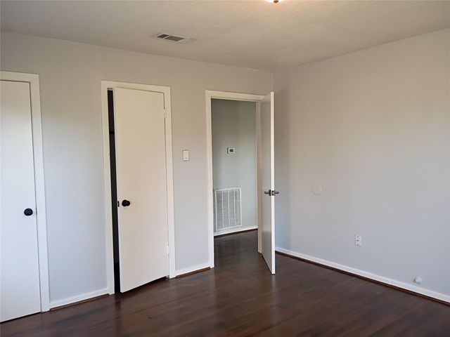 811 Loper Street, Houston, TX 77017