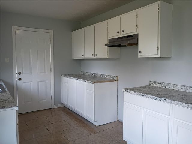 811 Loper Street, Houston, TX 77017