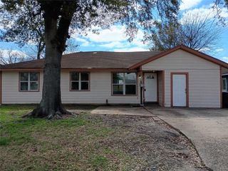 811 Loper Street, Houston, TX 77017