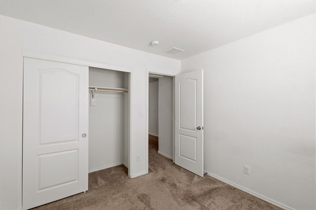 1604 Cassandra Lane, Belen, NM 87002