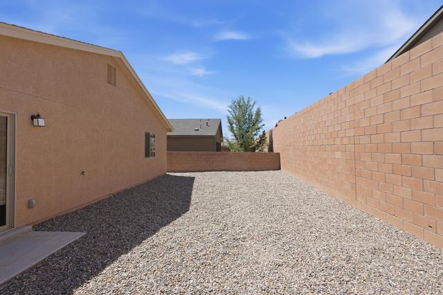 1604 Cassandra Lane, Belen, NM 87002
