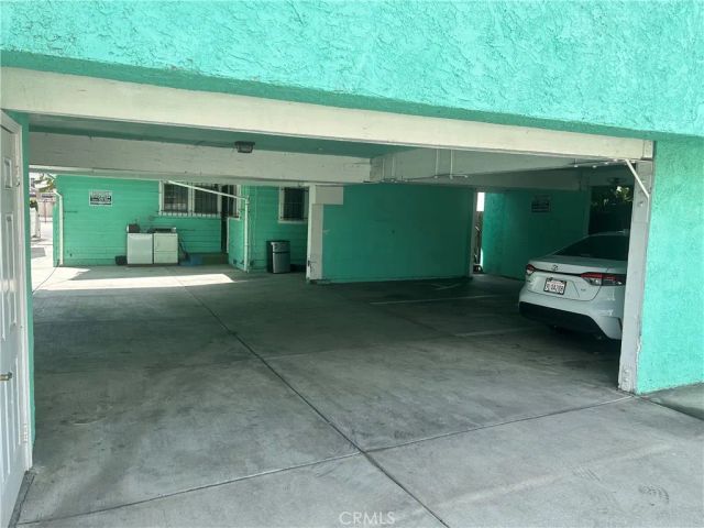 4727 Oakwood Avenue, Los Angeles, CA 90004