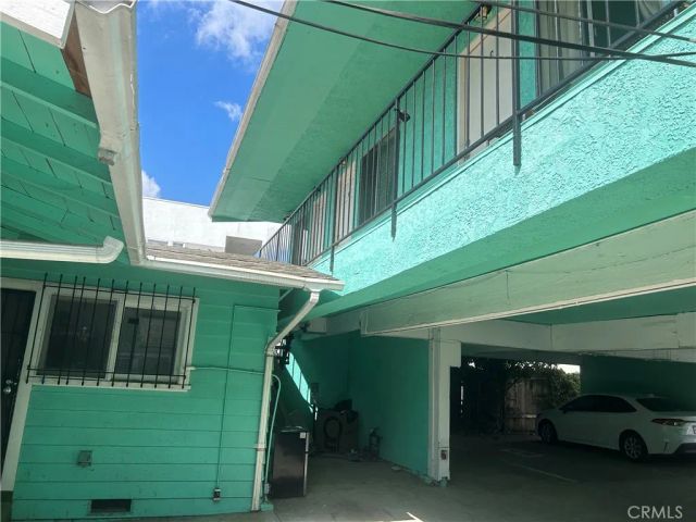 4727 Oakwood Avenue, Los Angeles, CA 90004