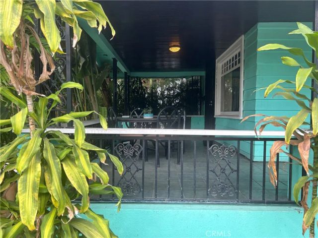 4727 Oakwood Avenue, Los Angeles, CA 90004