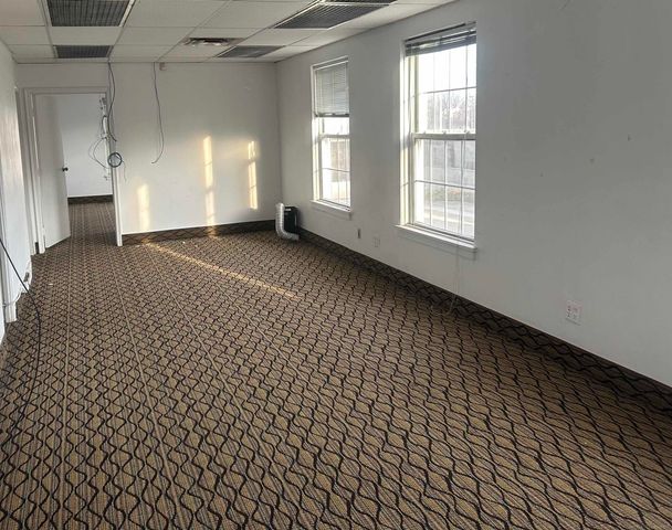 3331 Greenfield Road, Dearborn, MI 48120