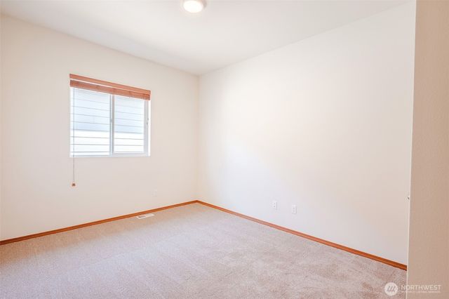 3906 68th Drive NE, Marysville, WA 98270