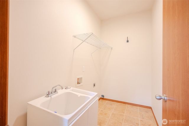 3906 68th Drive NE, Marysville, WA 98270