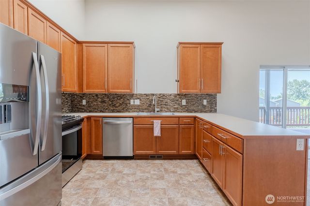 3906 68th Drive NE, Marysville, WA 98270