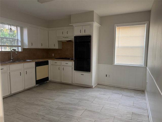 3815 Avenue R, Rosenberg, TX 77471