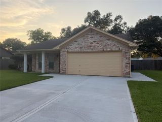 3815 Avenue R, Rosenberg, TX 77471