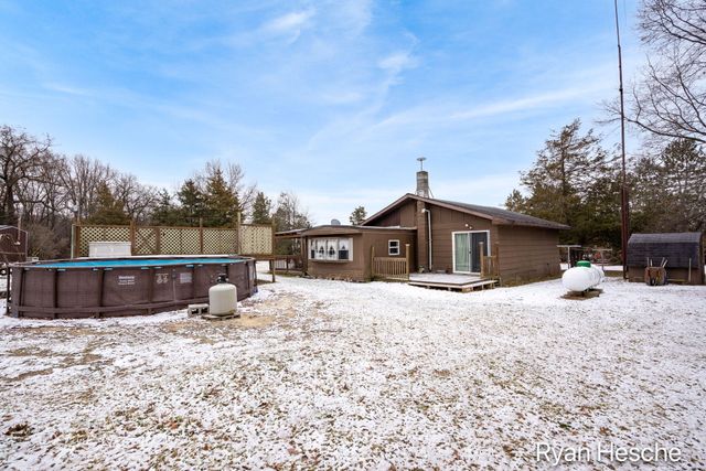 8351 Goodwin Road, Portland Twp, MI 48851