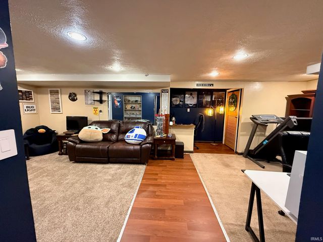 19553 Eaton Avenue, South Bend, IN 46637