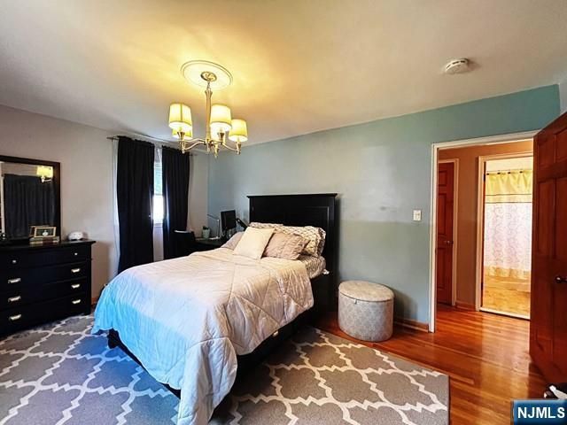 321 Maplewood Drive, Paramus, NJ 07652