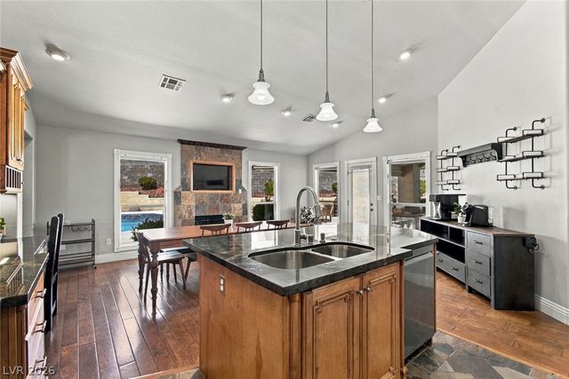 5609 Great Gorge Court, Las Vegas, NV 89149