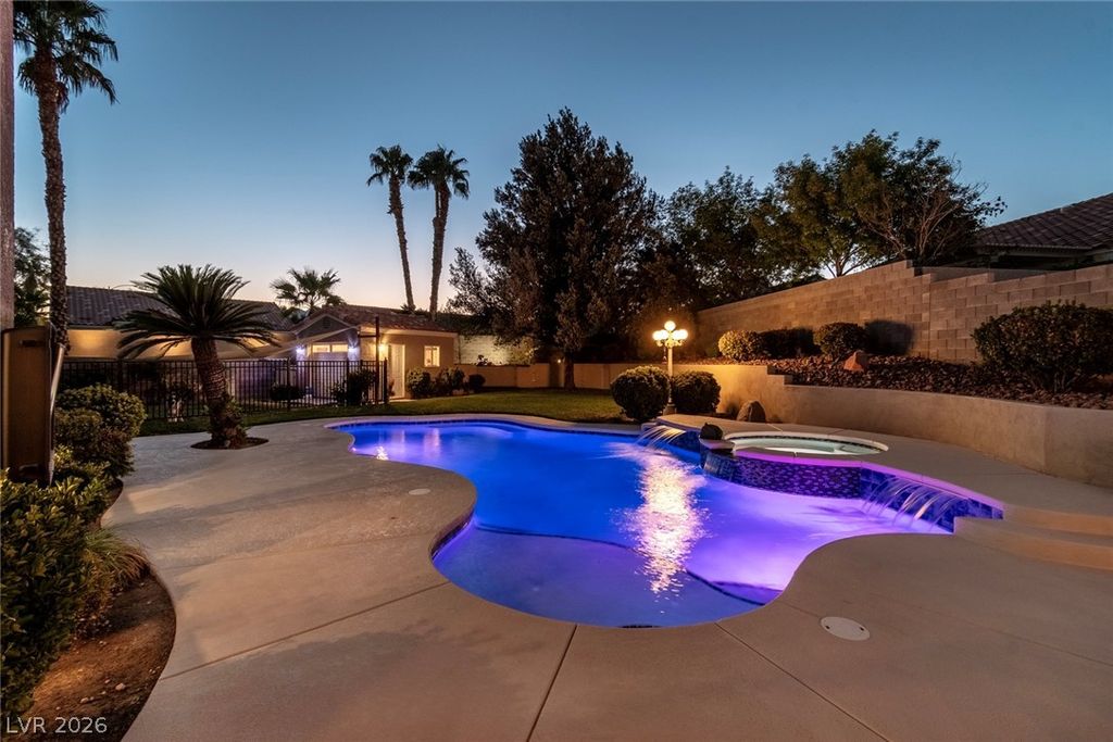 5609 Great Gorge Court, Las Vegas, NV 89149 — photo 2