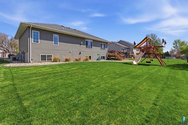 701 W Cascade St Street, Sioux Falls, SD 57018