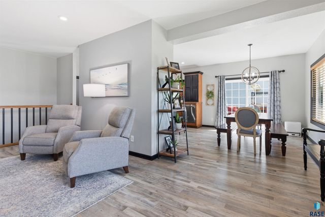 701 W Cascade St Street, Sioux Falls, SD 57018
