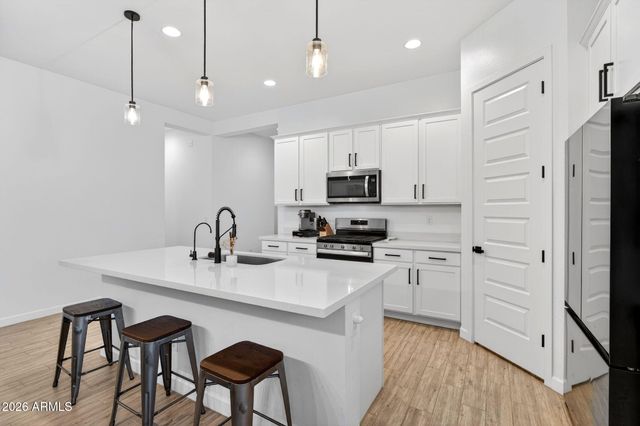 11303 E UTAH Avenue, Mesa, AZ 85212