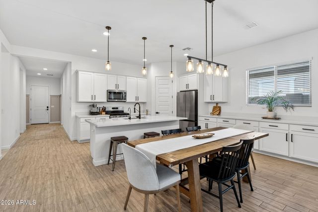 11303 E UTAH Avenue, Mesa, AZ 85212
