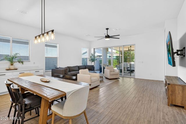 11303 E UTAH Avenue, Mesa, AZ 85212