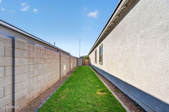 11303 E UTAH Avenue, Mesa, AZ 85212