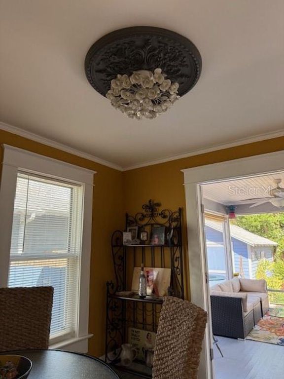 Image 18 of property listing at 121 W NORTH STREET, Tampa, FL 33604